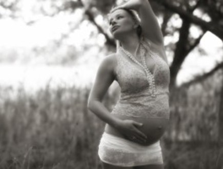 מורן אייזנשטיין בהריון (צילום: איה ואבי צלמים)