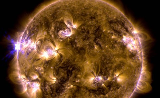 התפרצות סולארית בדרגה X (צילום: dailymail.co.uk)