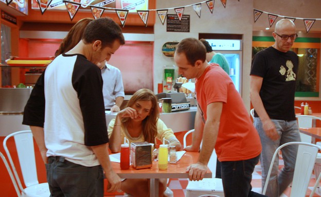 הפיג'מות במטבח