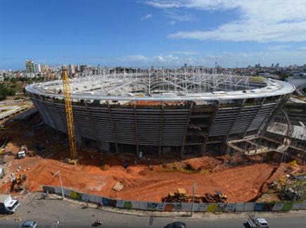 אצטדיון פונטה נובה במהלך בנייתו. שכחו חלקים? (GETTYIMAGES) (צילום: ספורט 5)