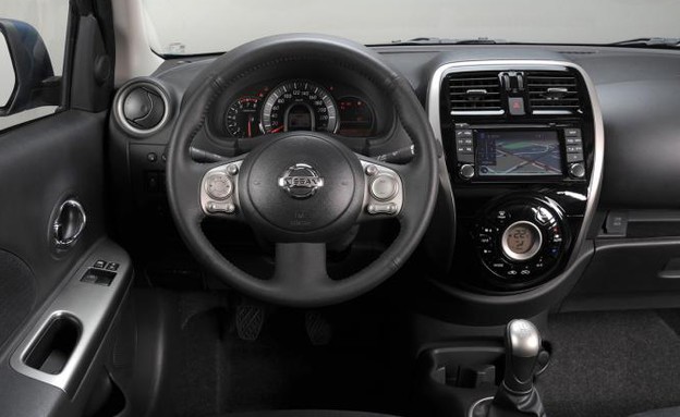 ניסאן ניסאן