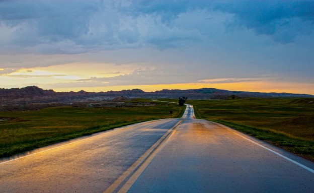 דרום דקוטה, הדרכים (צילום: flickr user: Sam Kulpinsk)