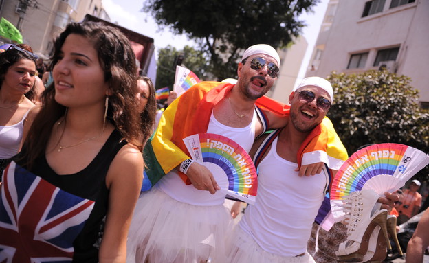 מצעד הגאווה בתל אביב 2013 (צילום: מיכאל שבדרון )