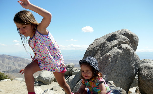 בנותיו של שי גל מטפסות (צילום: שי גל 2)