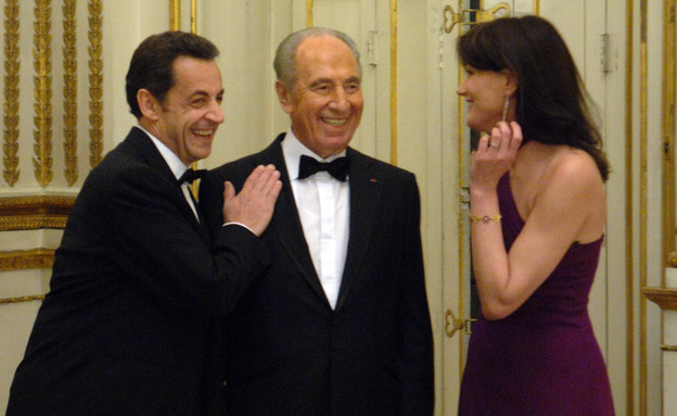 שמעון פרס, קרלה ברוני, ניקולא סרקוזי