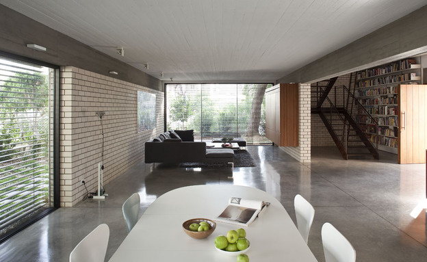 בית פיצו, פינת אוכל תקריב