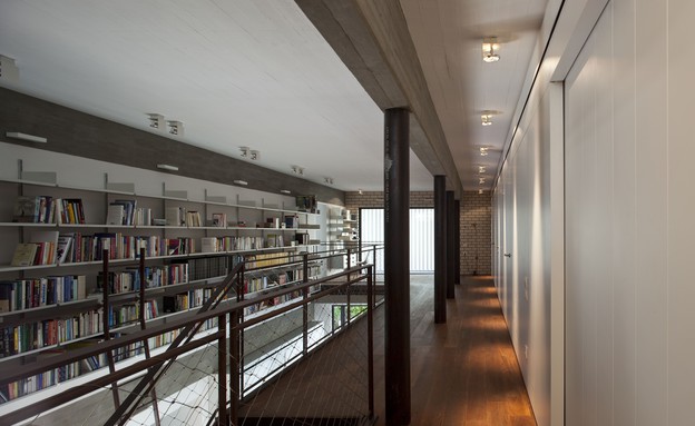 בית פיצו, ספרייה מבט