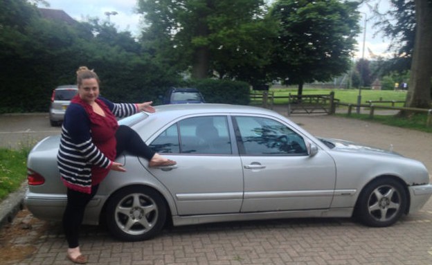 מודעה מוזרה מרצדס