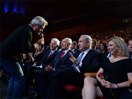 ארצי ופרס, הערב