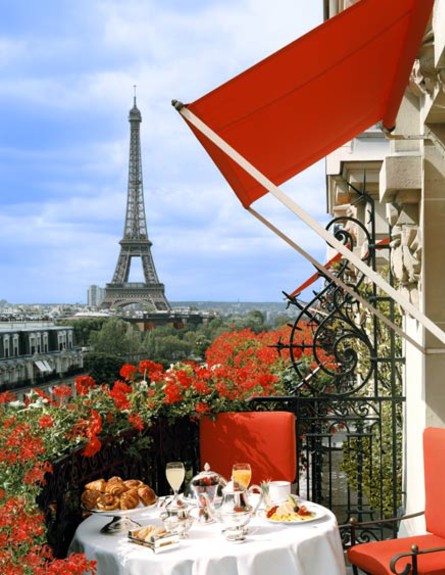 פלאזה אתני, פריז, נוף ממלונות (צילום: bestourism.com)