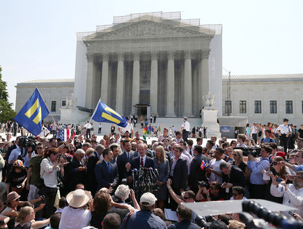 בית המשפט העליון בוושינגטון אישור נישואים גאים (צילום: Mark Wilson, GettyImages IL)