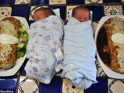 תינוקות בלאפה (צילום: dailymail.co.uk)