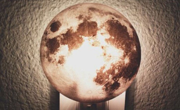 חמישייה 1.7, ירח מנורה (צילום: amazon.com)