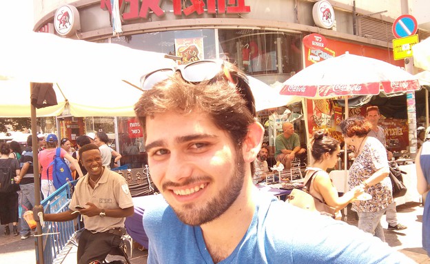ראיין בתל אביב, תייר מלוס אנגלס (צילום: לימור בן-רומנו)