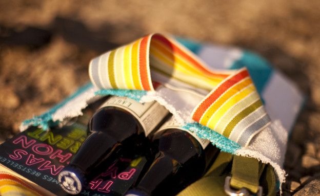 מגבת חוף, תיק (צילום: makezine)
