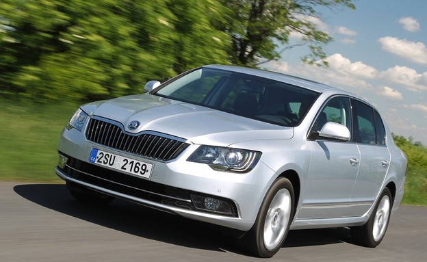 סקודה סופרב מתיחת פנים