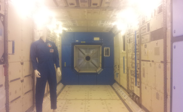 דגם של תחנת החלל הבינלאומית, צילום אורן דותן, תערוכת החלל (צילום: אורן דותן)