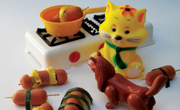 פסטה ונקניקיות לחתלתול (צילום: מתוך הספר אני רוצה לבשל לחברים שלי מאת מרטין קמיליירי בהוצאת LunchBox, mako אוכל)