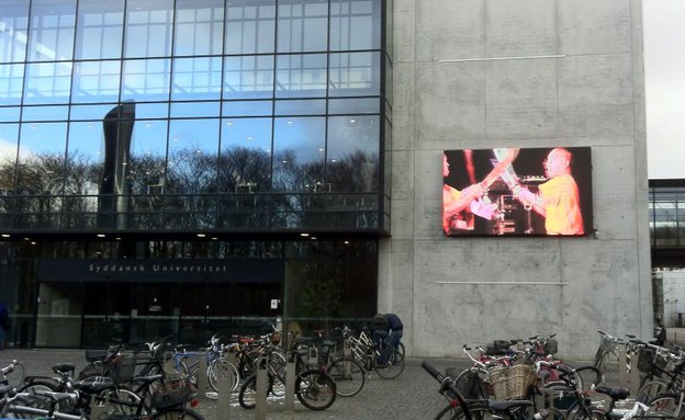האוניברסיטה בדנמרק (צילום: תומר ושחר צלמים)