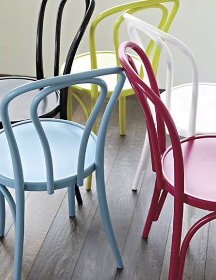 קרט אנד ברל, כסאות צבעוניים (צילום: crateandbarre.com)