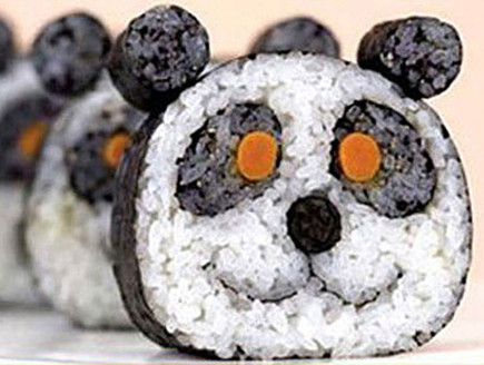 אמנות באוכל - דוב פנדה מסושי (צילום: צילום מסך מהאתר www.noupe.com)