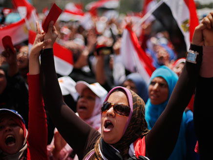 ההפגנות במצרים, ארכיון (צילום: רויטרס)