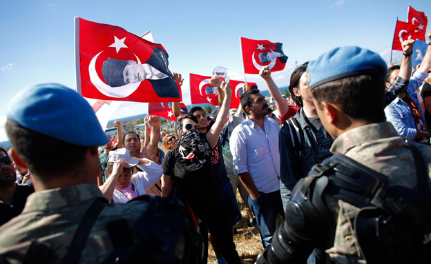 הפגנות בטורקיה. היום (צילום: רויטרס)