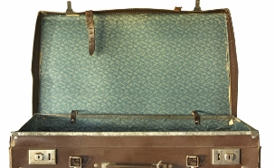 מזוודה ריקה (צילום: אימג'בנק / Thinkstock)