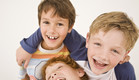 ילדים צוחקים (צילום: Jupiterimages, Thinkstock)