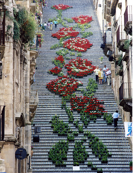 סיצליה, מדרגות (צילום: Andrea Annaloro)