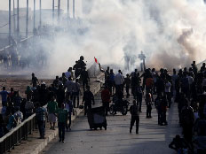המהומות במצרים נמשכות (צילום: רויטרס)