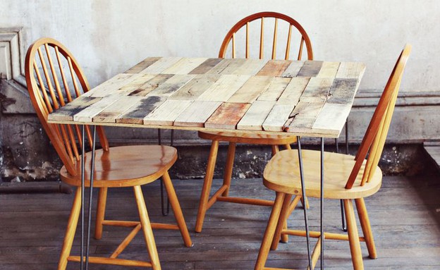 שדרוג שולחן אוכל, עצים שולחן (צילום: www.abeautifulmess.com)