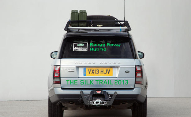 ריינג' רובר היברידי בדרך המשי