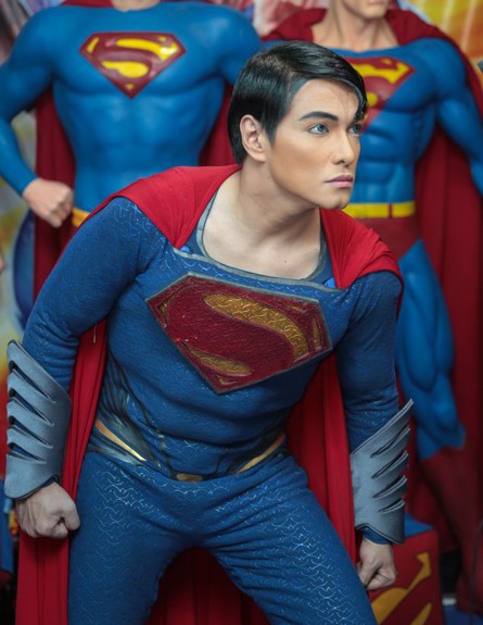 כפיל סופרמן (צילום: Barcroft India)