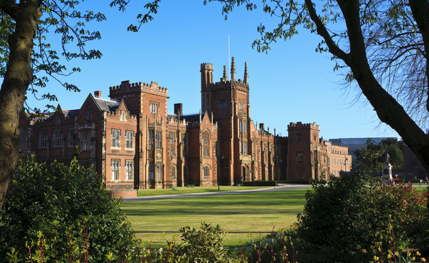 Queen's University in Belfast, Northern Ireland (צילום: אימג'בנק / Thinkstock)