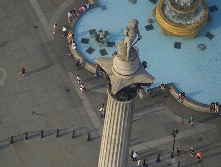 כיכר טרפגלר, לונדון, תמונות מלמעלה (צילום: Jason Hawkes, dailymail.co.uk)