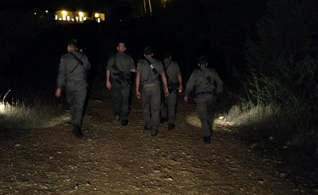 סריקות אחר החשוד, הערב בירושלים (צילום: חנן שרויטמן)