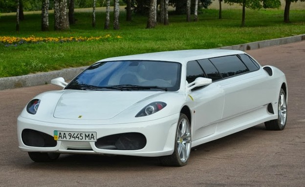 לימוזינה פיג'ו שהפכה לפרארי