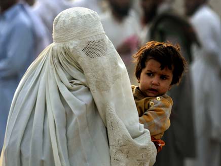 פקיסטן - החזית למען  חינוך (צילום: AP)