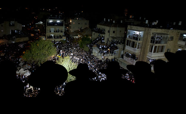 הלוויה הגדולה בתולדות המדינה (צילום: AP)