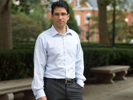 גם הוא מרצה בקולומביה. גיל צדקה (צילום: אתר האוניברסיטה)