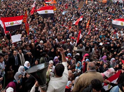 יש מהומות, אין ספורט? הפגנה במצרים (gettyimages) (צילום: ספורט 5)