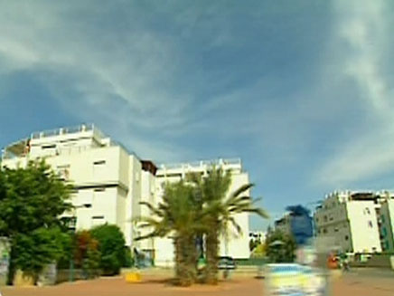 כמה עולה דירה בשכונת רמת אשכול בלוד? (צילום: חדשות 2)