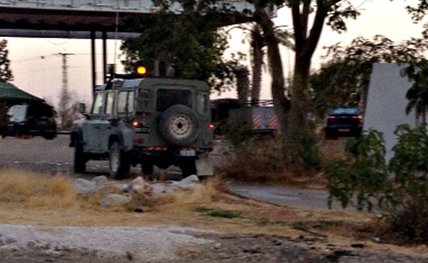 זירת הרצח בצפון הבקעה (צילום: פוראת נסאר, חדשות 2)