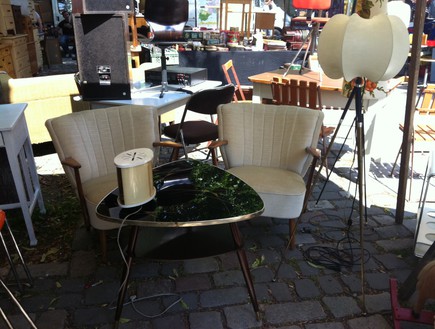 ברלין, שוק פשפשים ארקונפלאץ שולחן, צילום מירב אייכלר (צילום: מירב אייכלר)