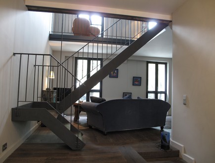 איזבל, מדרגות כללי (צילום: L'atelier d'archi, latelierdarchi.fr)