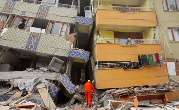 בקרוב בישראל? רעידת אדמה בטורקיה (צילום: רויטרס)