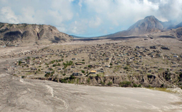 מונטסראט, האי השוקע, קרדיט paradise-islands.org מונטסראט, האי השוקע, קרדיט paradise-islands.org