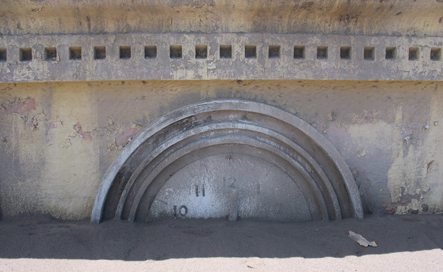 שעון בחול, האי השוקע, קרדיט flickr user npjb שעון בחול, האי השוקע, קרדיט flickr user npjb