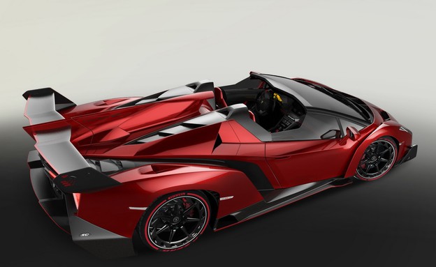 למבורגיני ונונו רודסטר